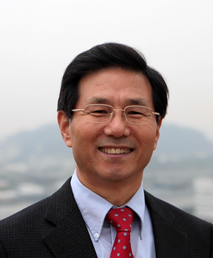 Dr. Yong Joong Cho